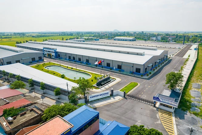 Learn more about Bach Dang Green Plastic Factory